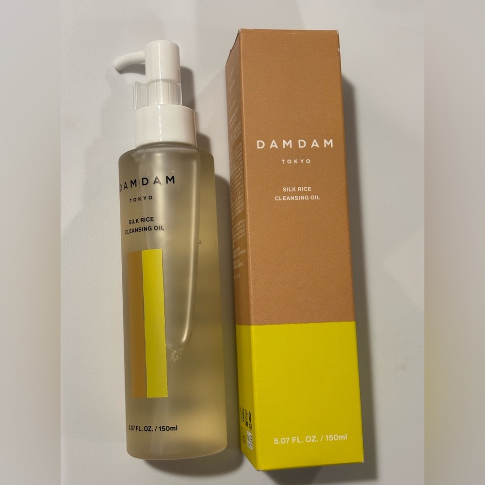 DAMDAM Tokyo Silk Rice Cleansing Oil